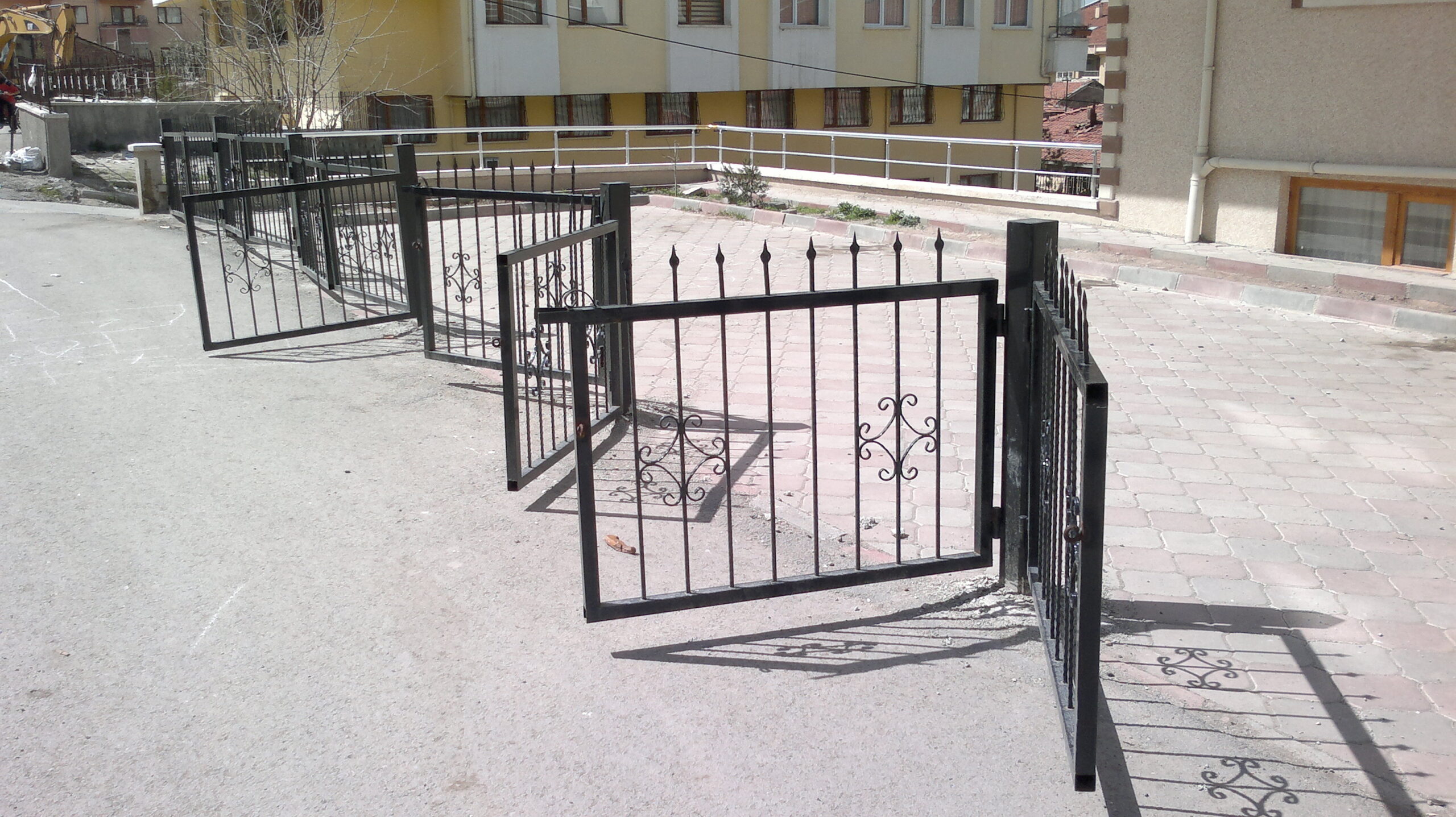 ALÜMİNYUM KAPI , FERFORJE KAPI